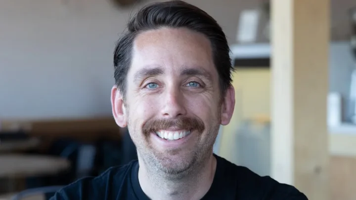 Brian Raymond Biography: Age, Net Worth, Songs, Wikipedia, Nationality, Height