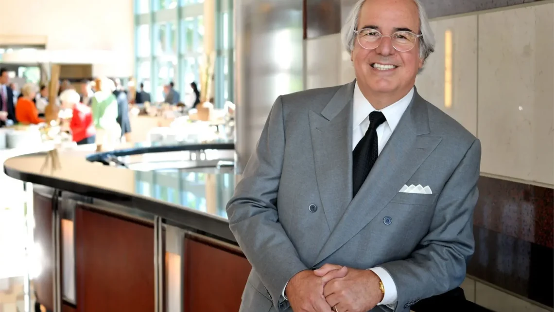Frank Abagnale Biography: Age, Net Worth, Controversy, Wife, Height, Wiki, Parents, Siblings, Children