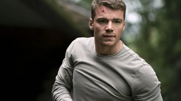 Gabriel Basso Biography: Age, Net Worth, Movies, Girlfriend, Wife, Wikipedia, Instagram, Height