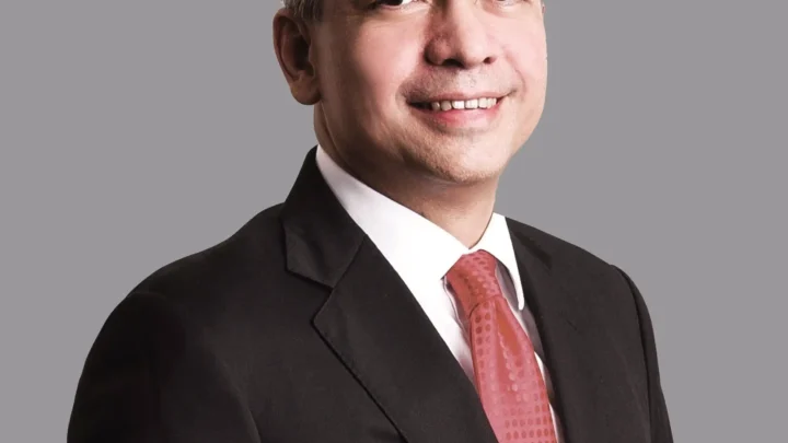 Nazir Razak Biography: Age, Net Worth, Instagram, Wife, Height, Wiki, Parents, Brother, Awards