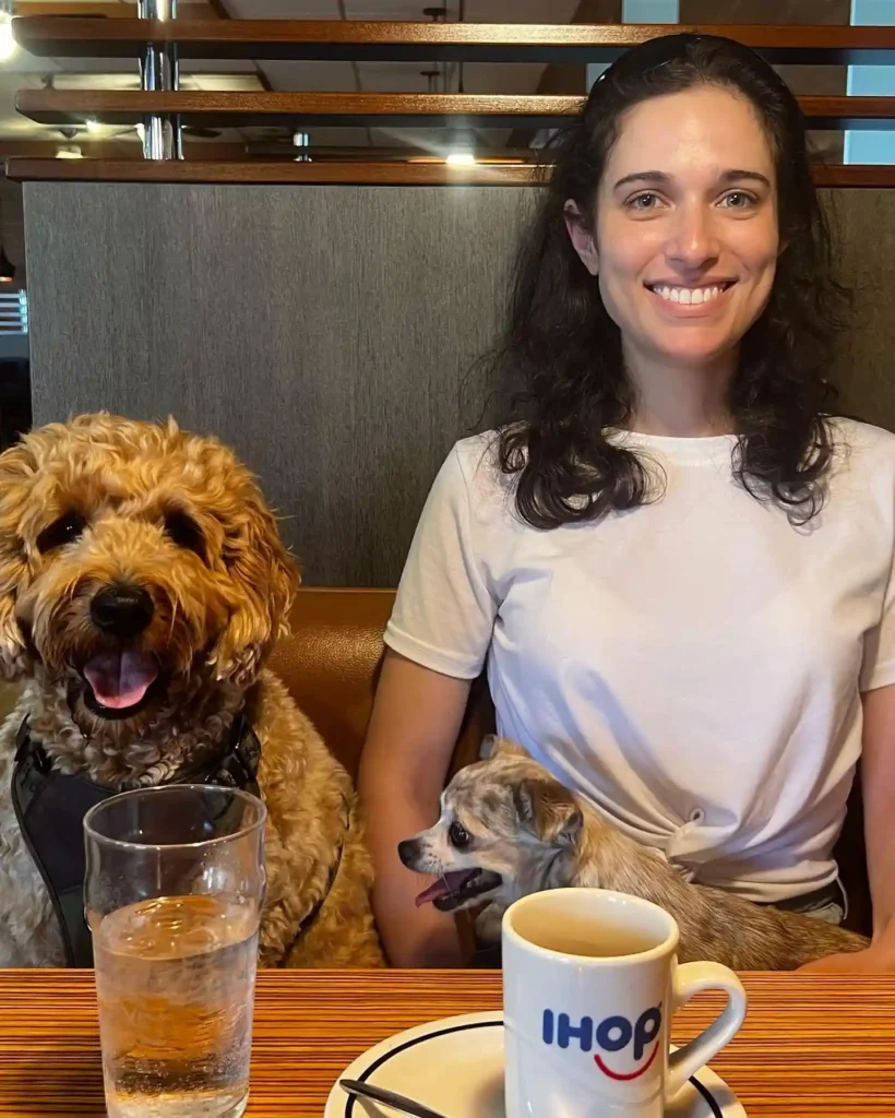 Matthew Perry’s ex-wife Molly Hurwitz Biography: Age, Net Worth, Instagram, Spouse, Height, Wiki, Parents, Siblings, Children