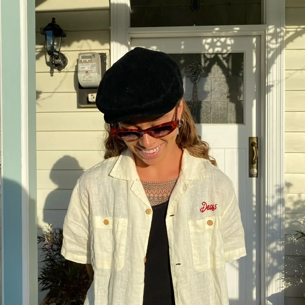 Tash Sultana Biography: Age, Net Worth, Instagram, Spouse, Height, Wiki, Parents, Siblings, Children, Awards