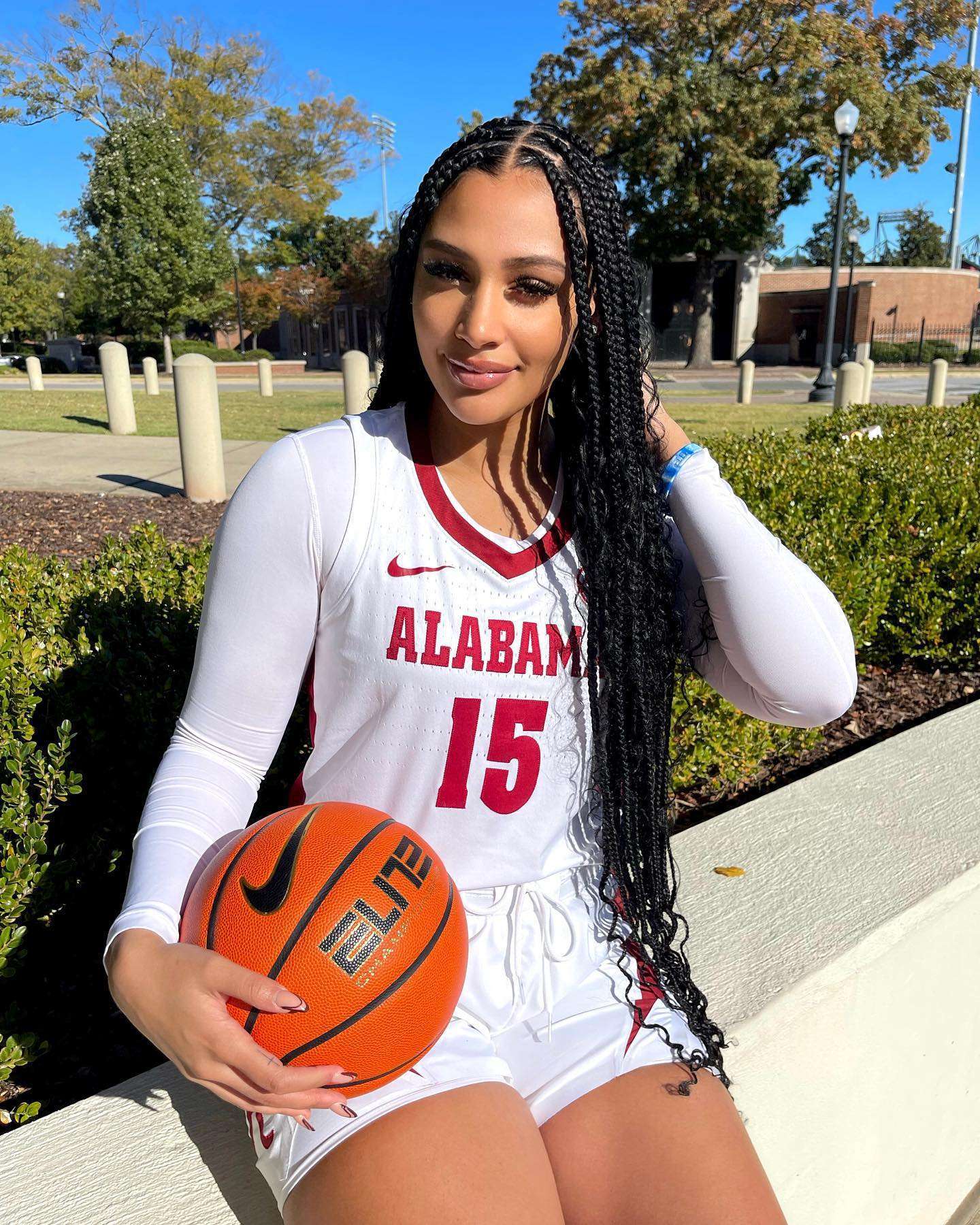 Myra Gordon Photo