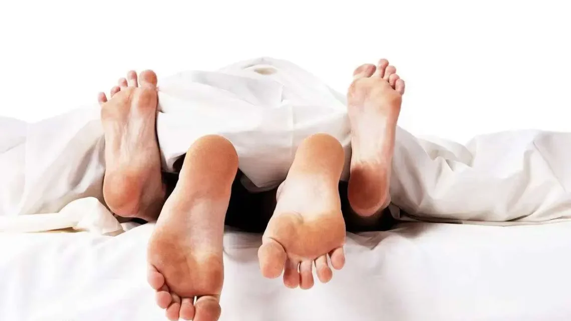 What is the Italian Chandelier Sex Position and Why is it So Intriguing? What is the Italian Chandelier Sex Position and Why is it So Intriguing?