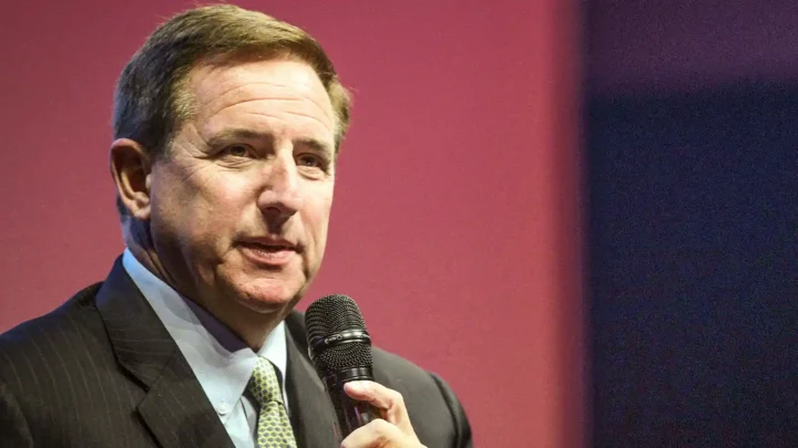 Mark Vincent Hurd Biography: Instagram, Spouse, Height, Wiki, Parents, Siblings, Age, Net Worth