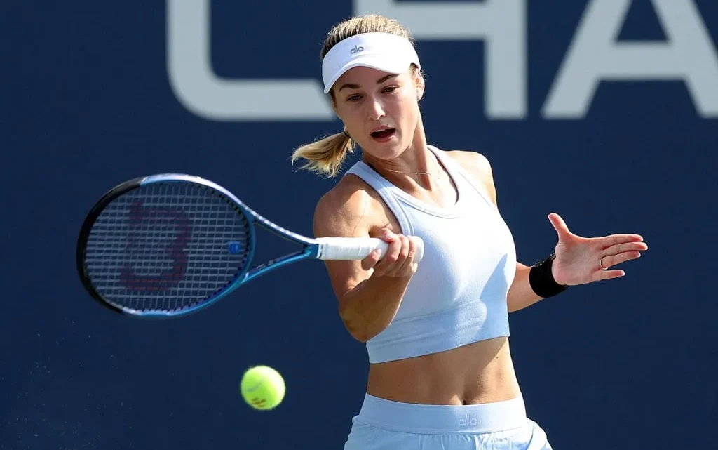 Anna Kalinskaya Biography: Age, Net Worth, Instagram, Spouse, Height, Wiki, Parents, Siblings, Team, Awards