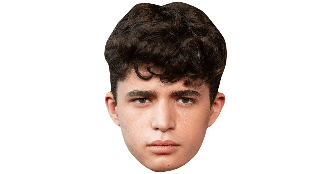 Hugo Arbues Biography: Age, Net Worth, Girlfriend, Wikipedia, Movies, Siblings