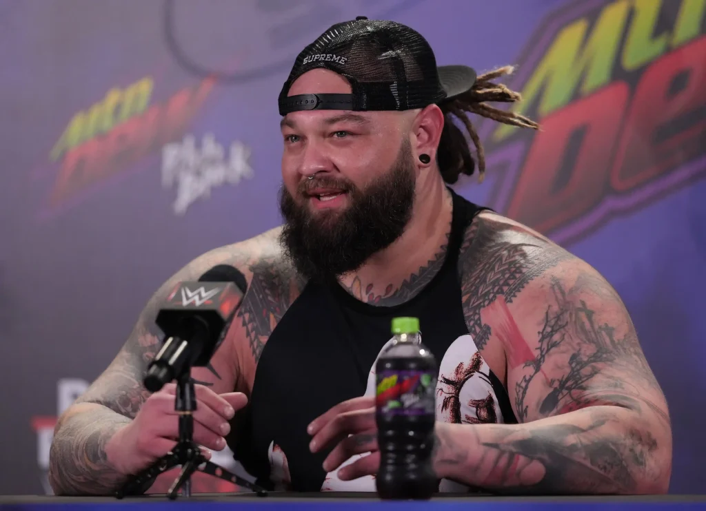 Bray Wyatt Biography: Age, WWE, Children, Net Worth, Wife, Height, Pictures, Instagram, Awards