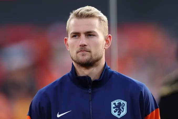 Matthijs de Ligt Biography: Age, Net Worth, Instagram, Spouse, Height, Wiki, Parents, Brother, Current Club, Salary