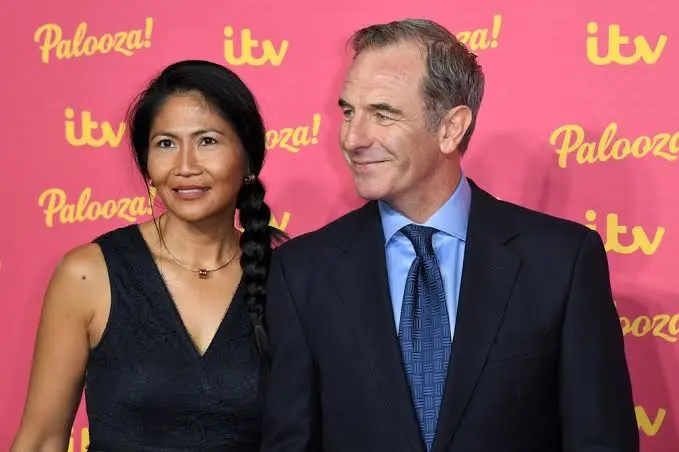 Robson Green’s Girlfriend, Zoila Short Bio: Age, Net Worth, Relationship, Wiki, Partner