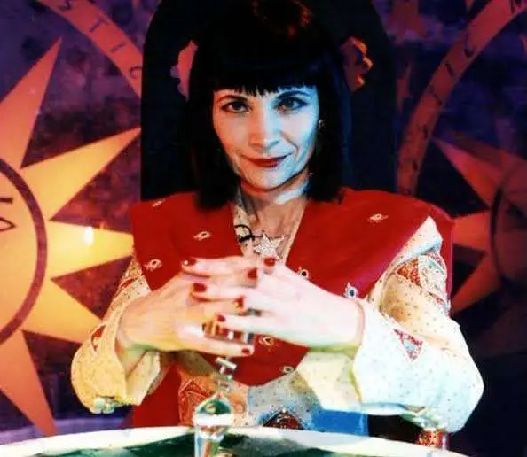 Mystic Meg Biography: Age, Net Worth, Instagram, Spouse, Height, Wiki, Parents, Twitter, Ethnicity
