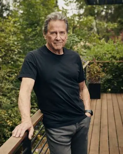 Tim Matheson Biography: Age, Movies, Net Worth, Instagram, Wife, Height, Wiki, Parents, Siblings, Children