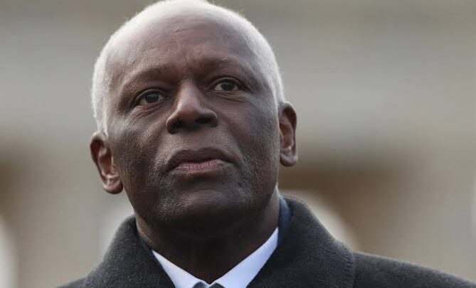 Jose Eduardo dos Santos Biography: Wife, Age, Net Worth, Pictures, Height, Children