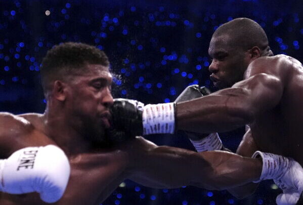 Dubois Knocks Out Joshua in Fifth Round to Retain IBF Heavyweight Title