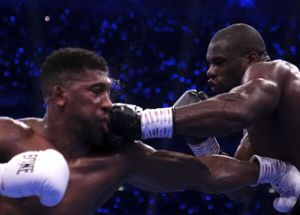 Dubois Knocks Out Joshua in Fifth Round to Retain IBF Heavyweight Title