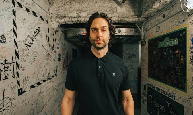 Chris D’Elia Biography: Age, Net Worth, Movies, Wife, Height, Wiki, Parents, Siblings, Songs, Instagram