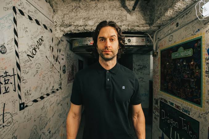 Chris D’Elia Biography: Age, Net Worth, Movies, Wife, Height, Wiki, Parents, Siblings, Songs, Instagram