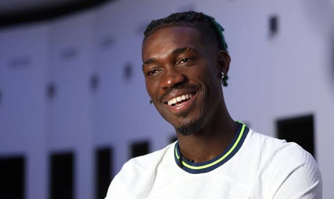 Yves Bissouma Biography: Age, Net Worth, Instagram, Spouse, Height, Wiki, Parents, Siblings, Children, Team