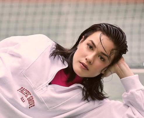 Valeen Montenegro Biography: Age, Net Worth, Instagram, Spouse, Height, Wiki, Parents, Siblings, Movies, Awards