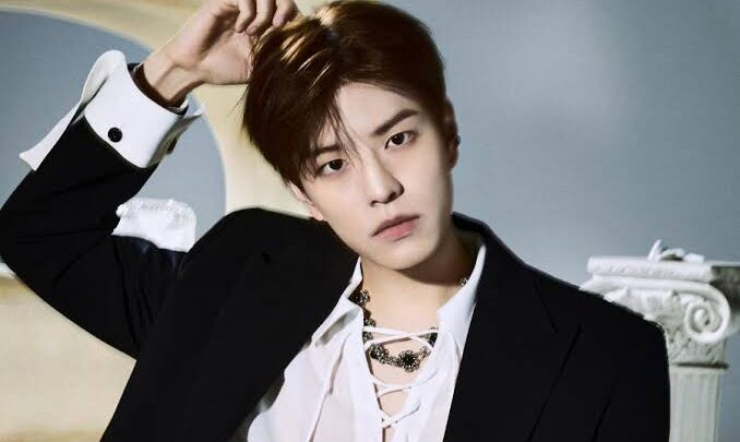 Seungmin Biography: Age, Net Worth, Instagram, Spouse, Height, Wiki, Parents, Siblings, Band, Awards, Songs