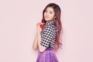 Minatozaki Sana