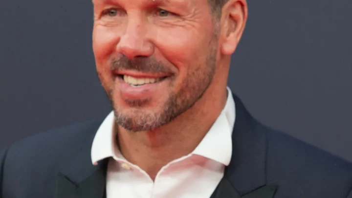 Diego Simeone Biography: Former Team, Siblings, Age, Net Worth, Parents, Children, Height, Wikipedia, Husband, Awards