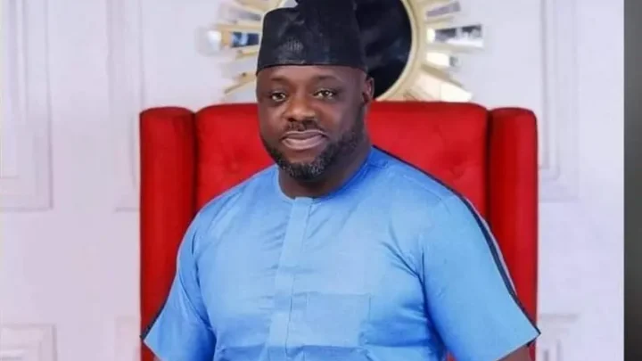 Muka Ray Eyiwumi Biography: Age, Wife, Net Worth, Family, Height, Movies, Siblings