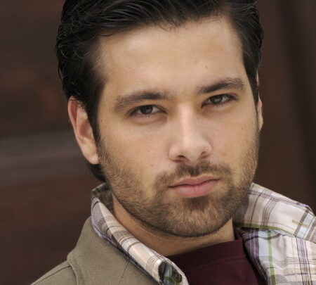 Mikaal Zulfiqar Biography: Mother, Children, Daughters, First Wife, Second Wife, Drama List, Parents, Net Worth, Age, Wikipedia