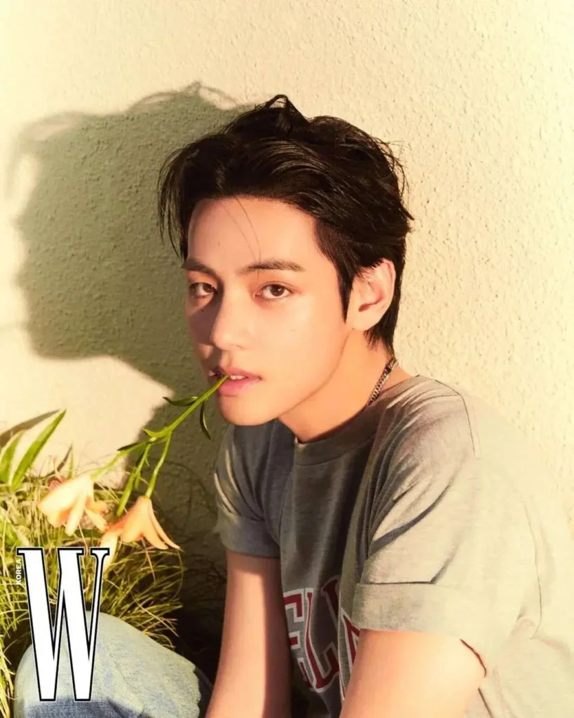 V (musician) Biography: Crush, Girlfriend, Instagram, Pictures, Songs, Height, Age, Net Worth, Siblings