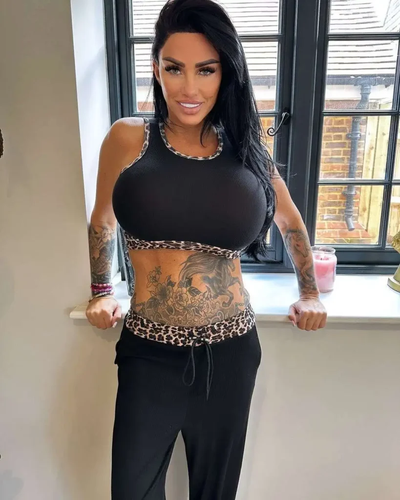 Katie Price Biography: Dad, Age, Twitter, Net Worth, Wikipedia, Family, Pictures, Children, Siblings, Awards