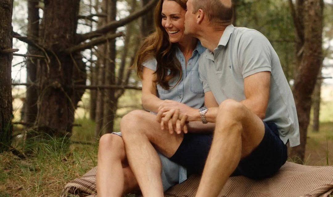 Who is Kate Middleton? Catherine, Princess of Wales Bio: Husband, Age, Kids, Net Worth, Siblings, Parents, Height Who is Kate Middleton? Catherine, Princess of Wales Bio: Husband, Age, Kids, Net Worth, Siblings, Parents, Height