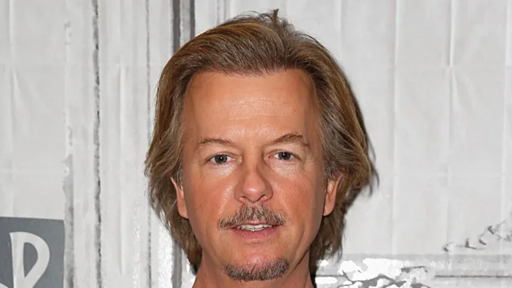 David Spade Biography: Net Worth, Movies, Age, TV Shows, Wife, Children, Height, Daughter