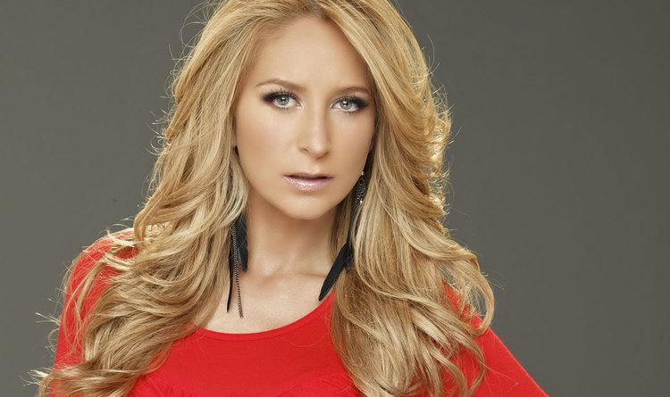 Geraldine Bazán Biography: Siblings, Height, TV Series, Husband, Parents, Children, Movies, Age, Net Worth