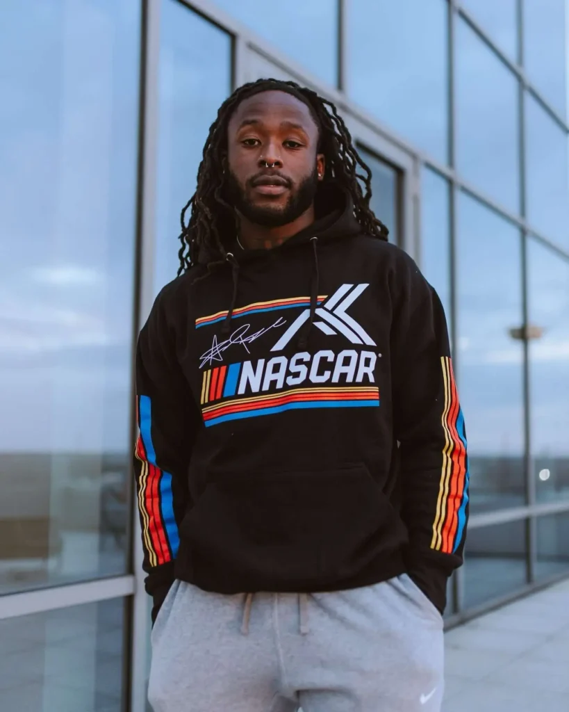 Alvin Kamara Biography: Age, Net Worth, Parents, Height, Siblings, Team, Girlfriend, Goals