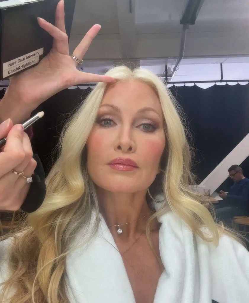 Caprice Bourret Biography: Movies, Siblings, Age, Net Worth, Parents, Children, Height, Wikipedia, Husband, Awards, Books
