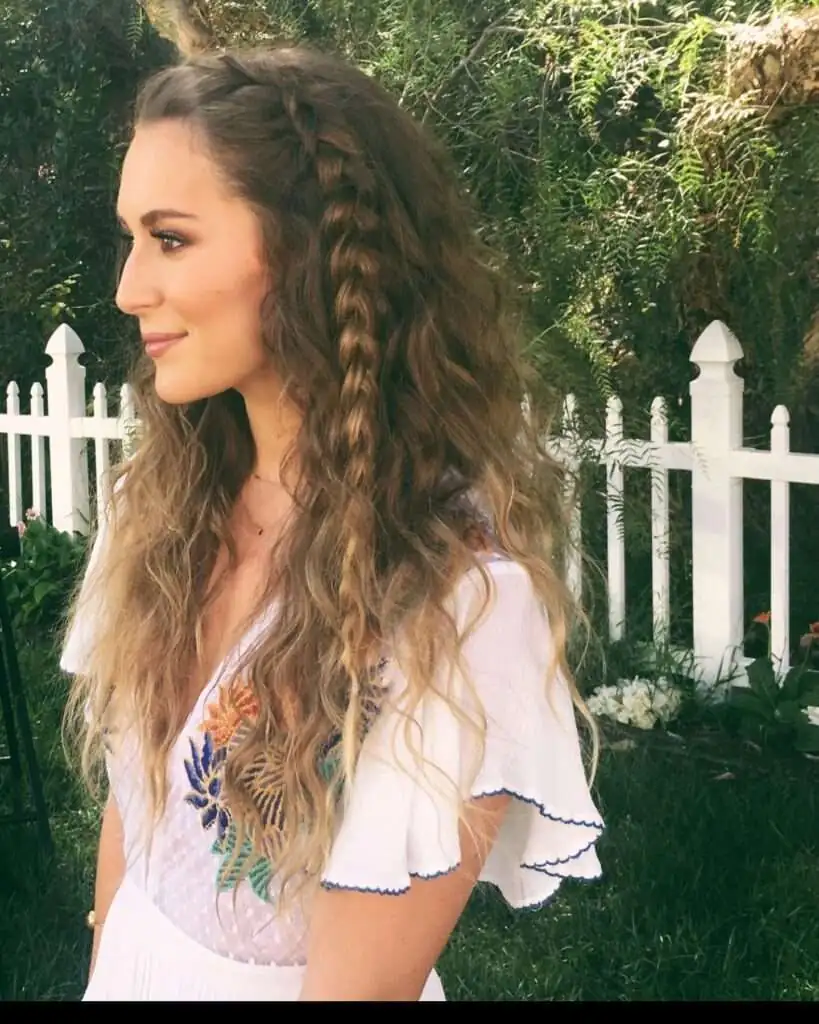 Alexa Vegas Biography: Wife, Net Worth, Siblings, Age, Parents, Height, Children, Awards, Movies, Songs