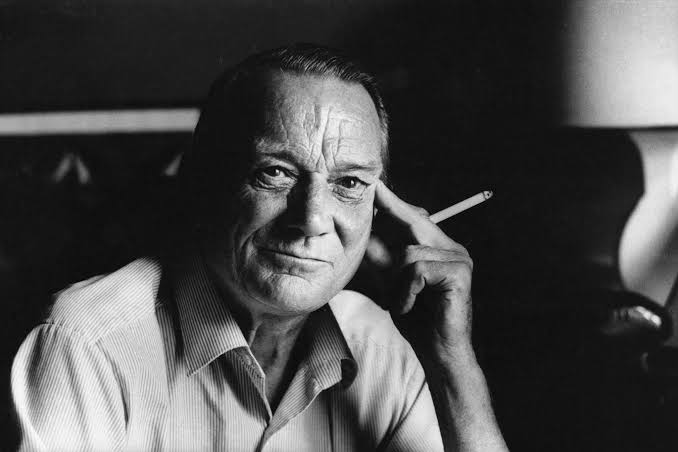 Denholm Elliott Biography: Age, Net Worth, Movies, Spouse, Children, Wikipedia, Height, Parent