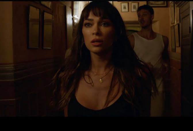 Jasmine Waltz Biography: Age, Parents, Siblings, Net Worth, Height, Controversy, Children, Movies