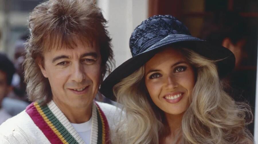 Mandy Smith Biography: Husband, Age, Net Worth, Parent, House, Nationality, TV Shows, Songs, Height