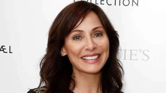 Natalie Imbruglia Biography: Parents, Songs, Son, Age, Husband, Net worth, Wikipedia, Awards, Controversy