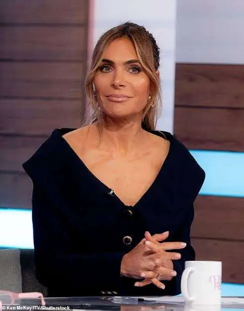 Robbie Williams’ Wife, Ayda Field Biography: Age, Parents, Wikipedia, Father, Net Worth, Movies, Children