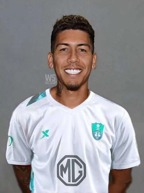 Roberto Firmino Biography: Age, Net Worth, Wikipedia, Salary, Club, Goals, Height, Parents, Siblings