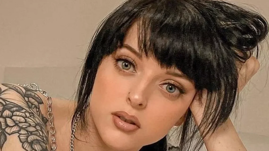 Miffy Englefield Biography: Movies, Height, Siblings, Age, Net Worth, Parents, Boyfriend Miffy Englefield Biography: Movies, Height, Siblings, Age, Net Worth, Parents, Boyfriend