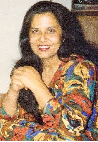 Ushna Shah’s Mother, Ismat Tahira Biography: Age, Husband, Daughter, Wikipedia, Net Worth, Children Ushna Shah’s Mother, Ismat Tahira Biography: Age, Husband, Daughter, Wikipedia, Net Worth, Children