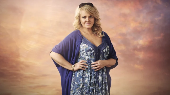 Sally Lindsay Biography: Awards, Height, Siblings, Age, Net Worth, Parents, Children, Movies, Husband, TV Series