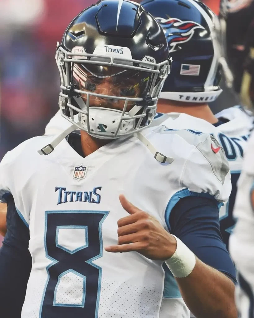 Marcus Mariota Biography: Parents, Siblings, Age, Net Worth, Awards, Children, Wife, Team