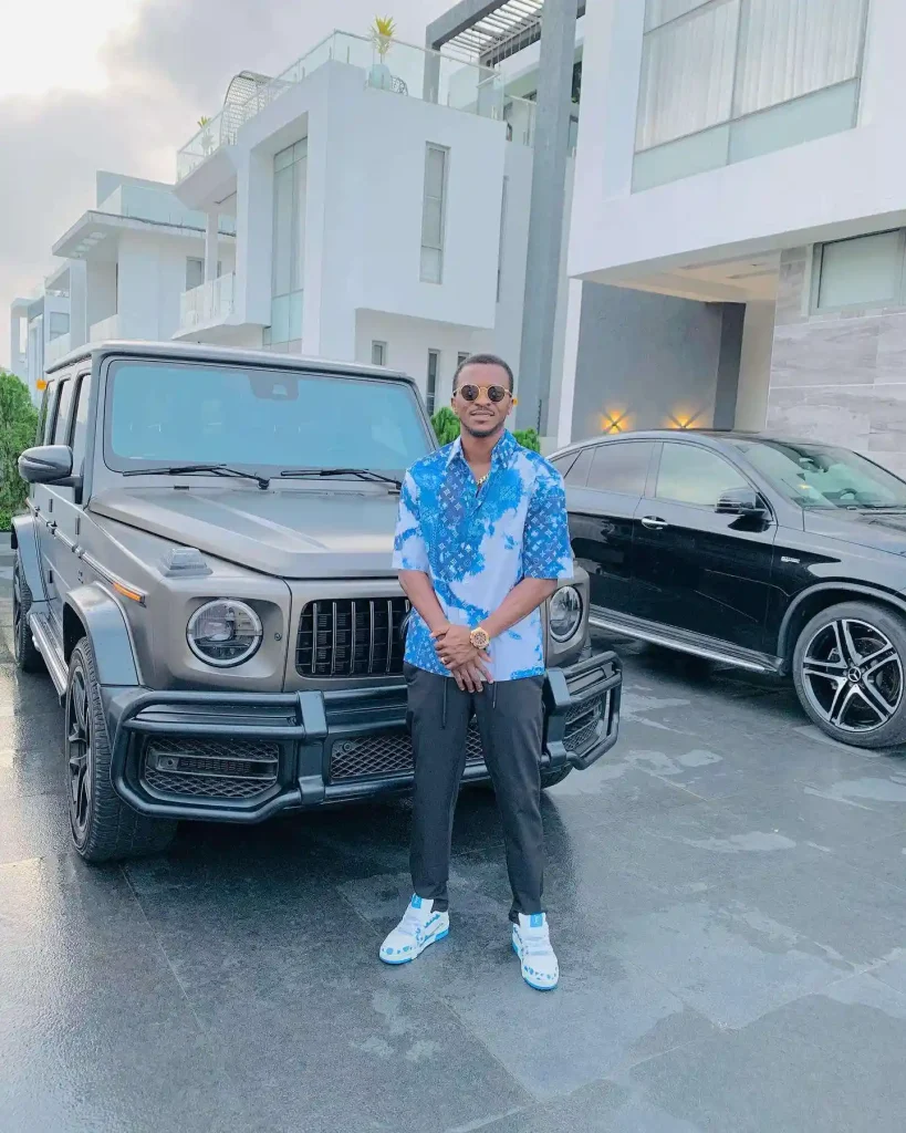 Olarenwaju Kayode Biography: Parents, Children, Age, Siblings, Height, Net Worth, Current Team, Wife, Goals, Transfers