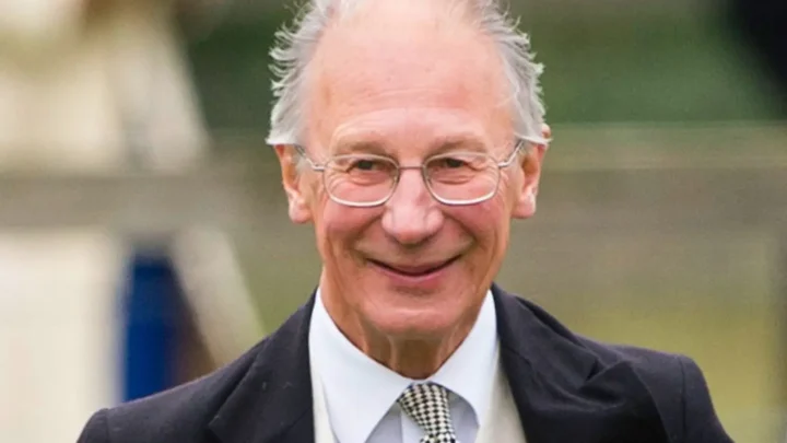 Robert Fellowes Biography: Age, Net Worth, Wife, Wikipedia, Instagram, Children, Height, Parents, Awards