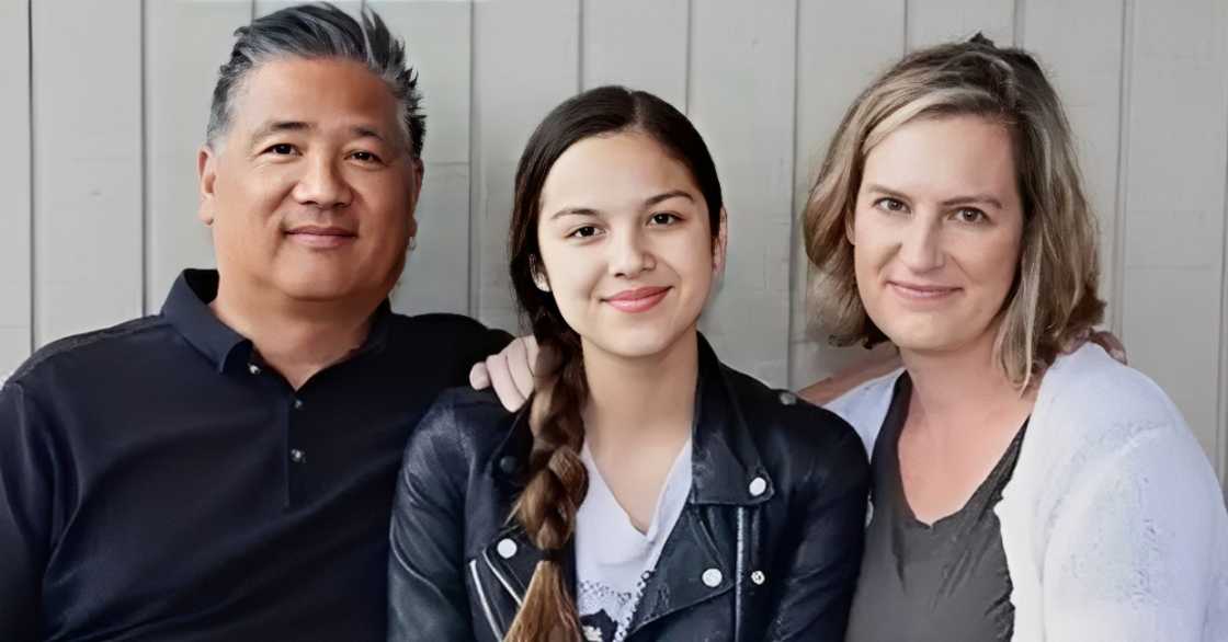 Who are Olivia Rodrigo’s Parents? Meet Chris Rodrigo and Jennifer Rodrigo