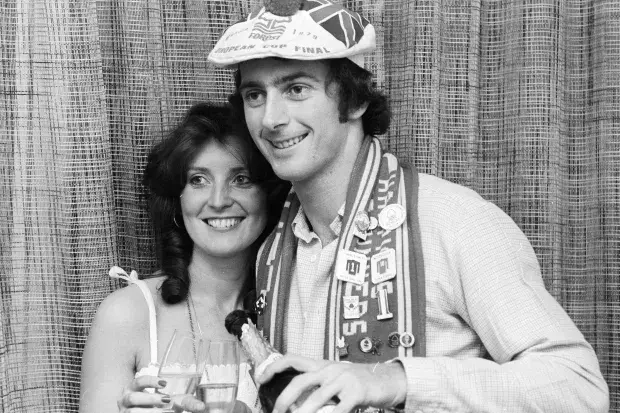 Trevor Francis’ ex-wife, Helen Francis Biography: Height, Age, Net Worth, Siblings, Parents, Children